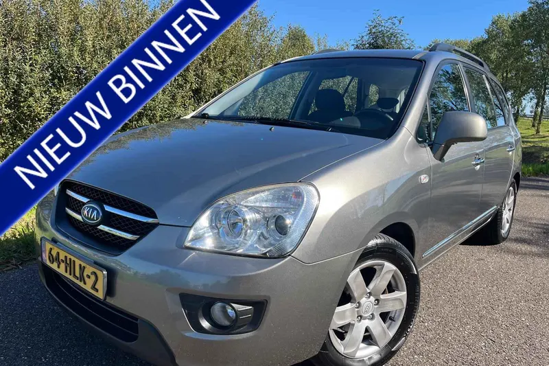 Kia Carens (2009)