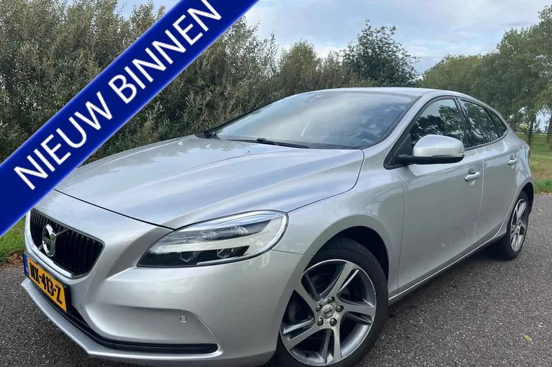 Volvo V40 (2016)