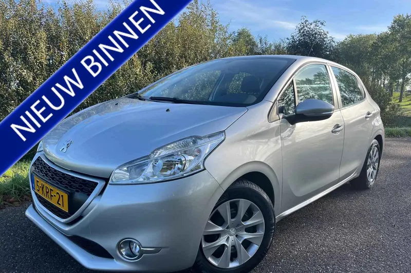 Peugeot 208 (2013)