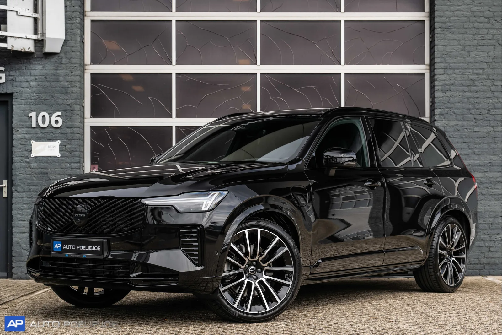 Volvo XC90 (2026) — foto 1
