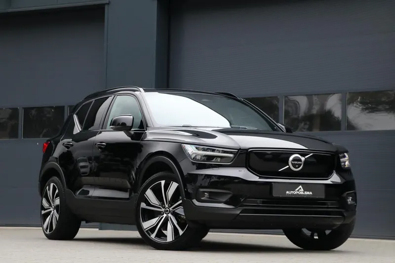 Volvo XC40 (2022)