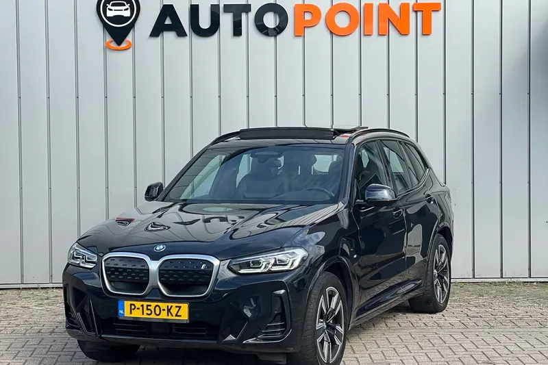 BMW iX3 (2022)