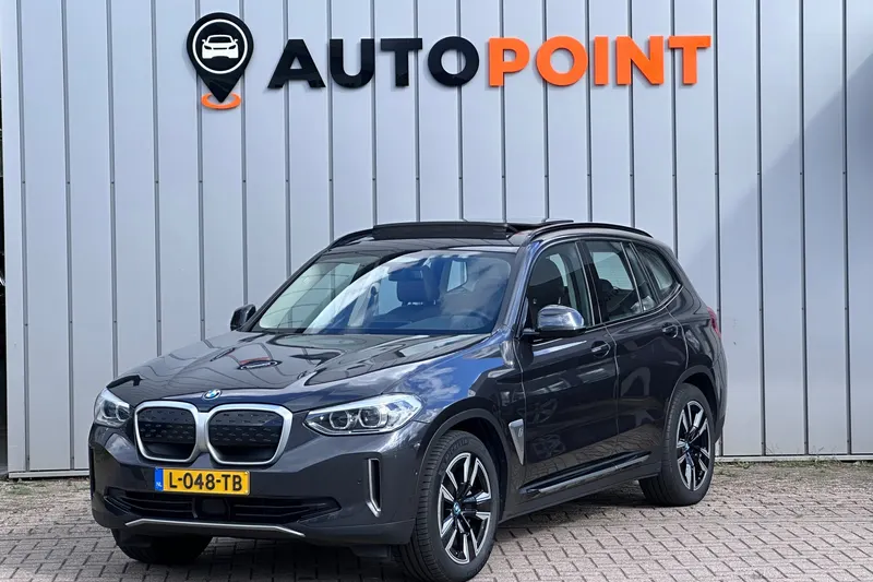 BMW iX3 (2021)