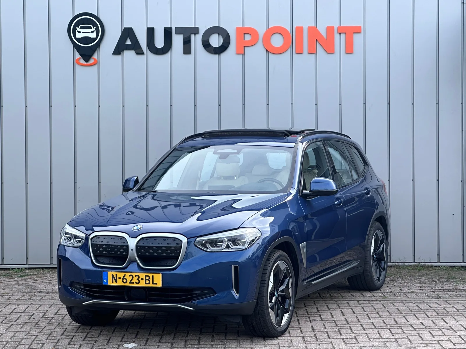 BMW iX3 (2021) — foto 1