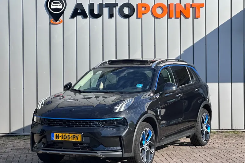 Lynk & Co 01 (2021)