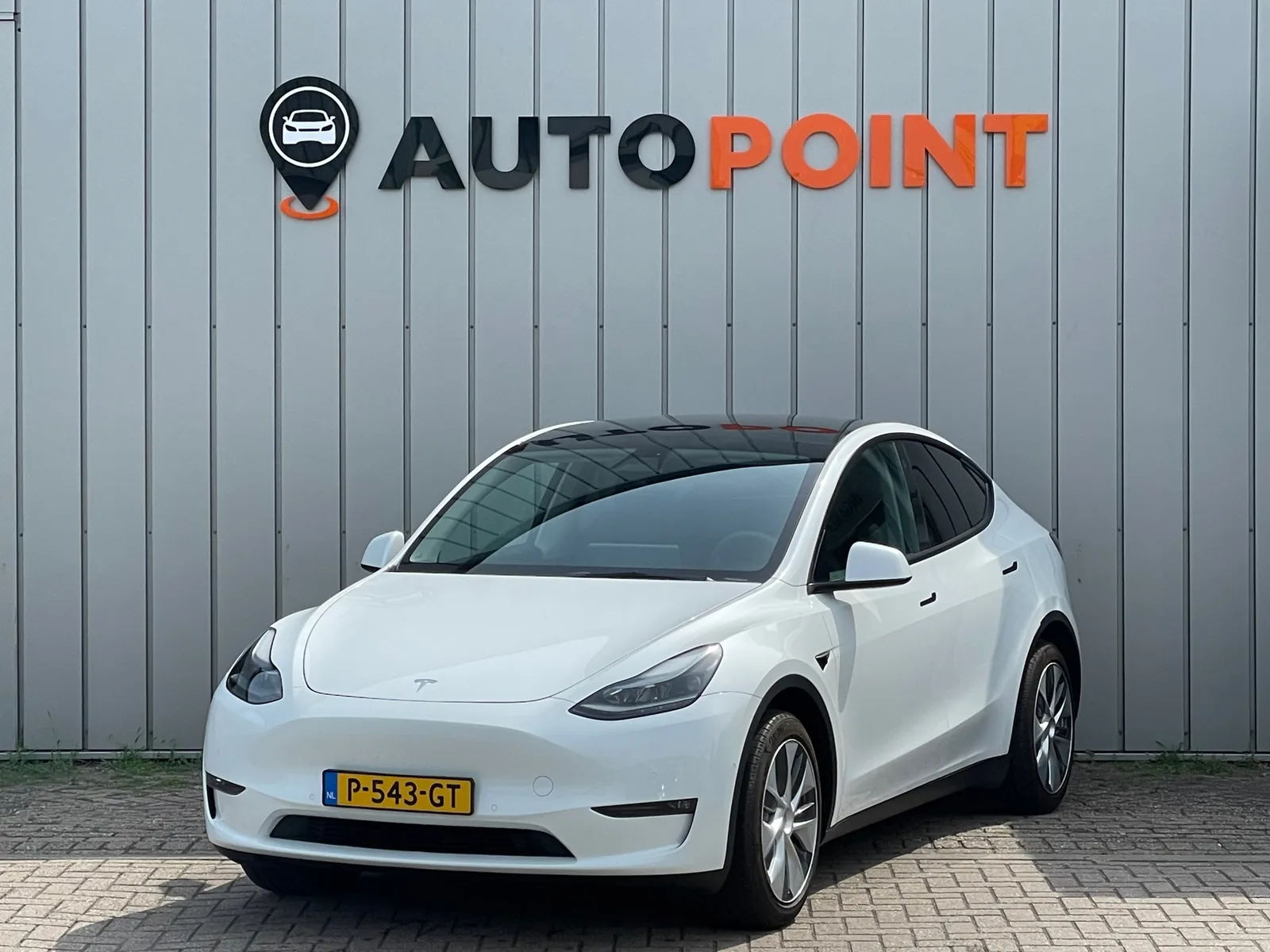 Tesla Model Y (2022) — foto 1