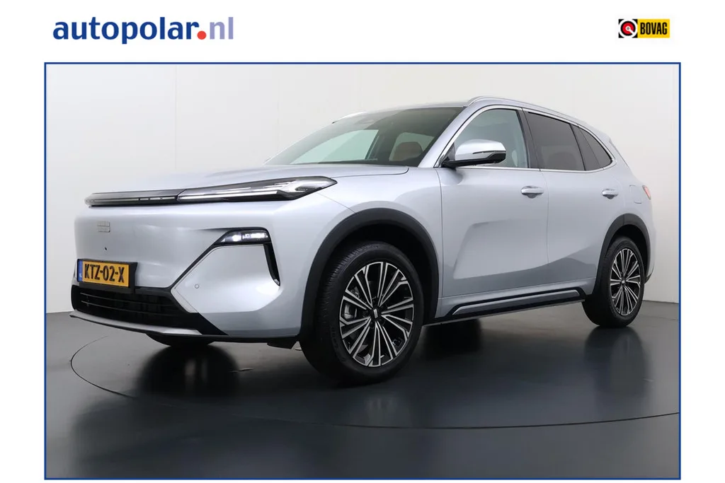 Geely Starray EM-i (2026) — foto 1