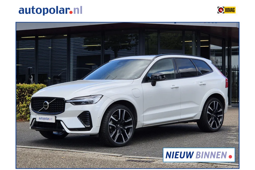 Volvo XC60 (2022) — foto 1