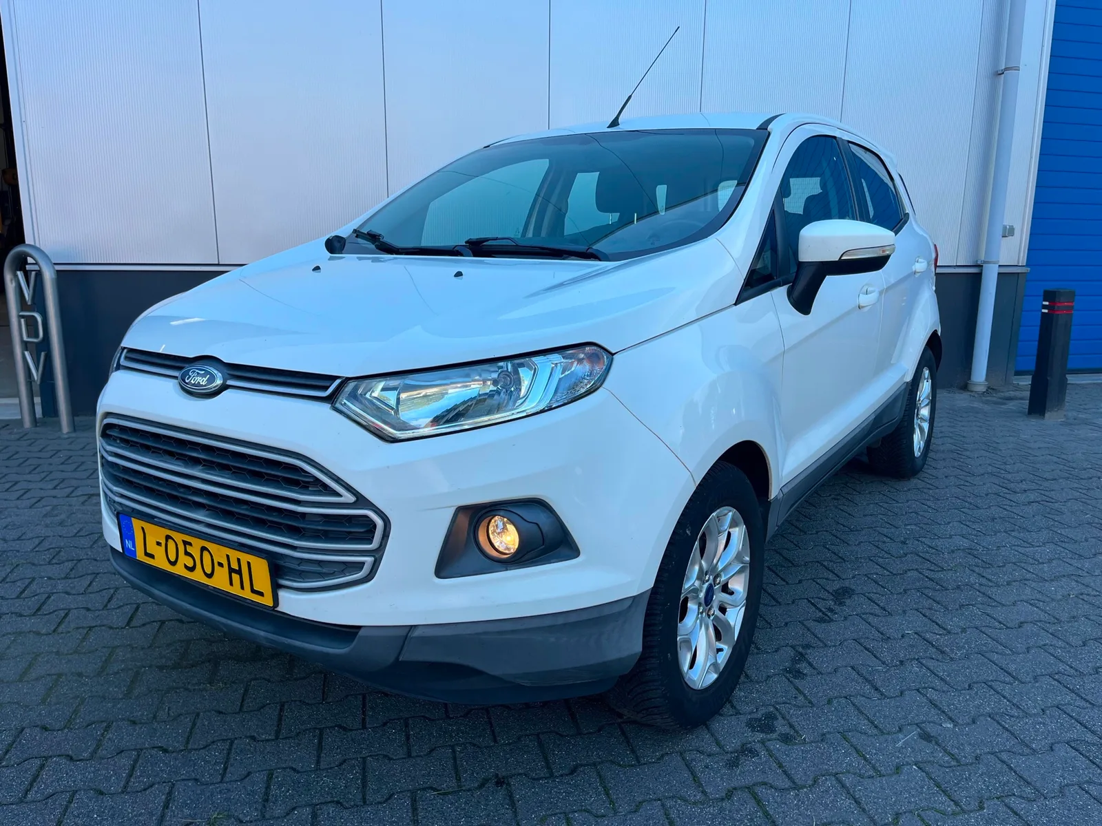 Ford EcoSport (2016) — foto 1