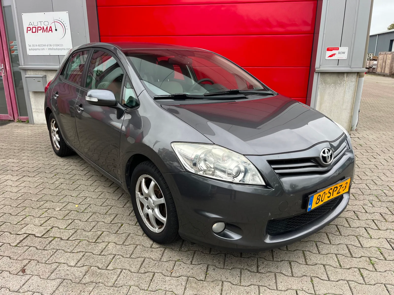 Toyota Auris (2011) — foto 1