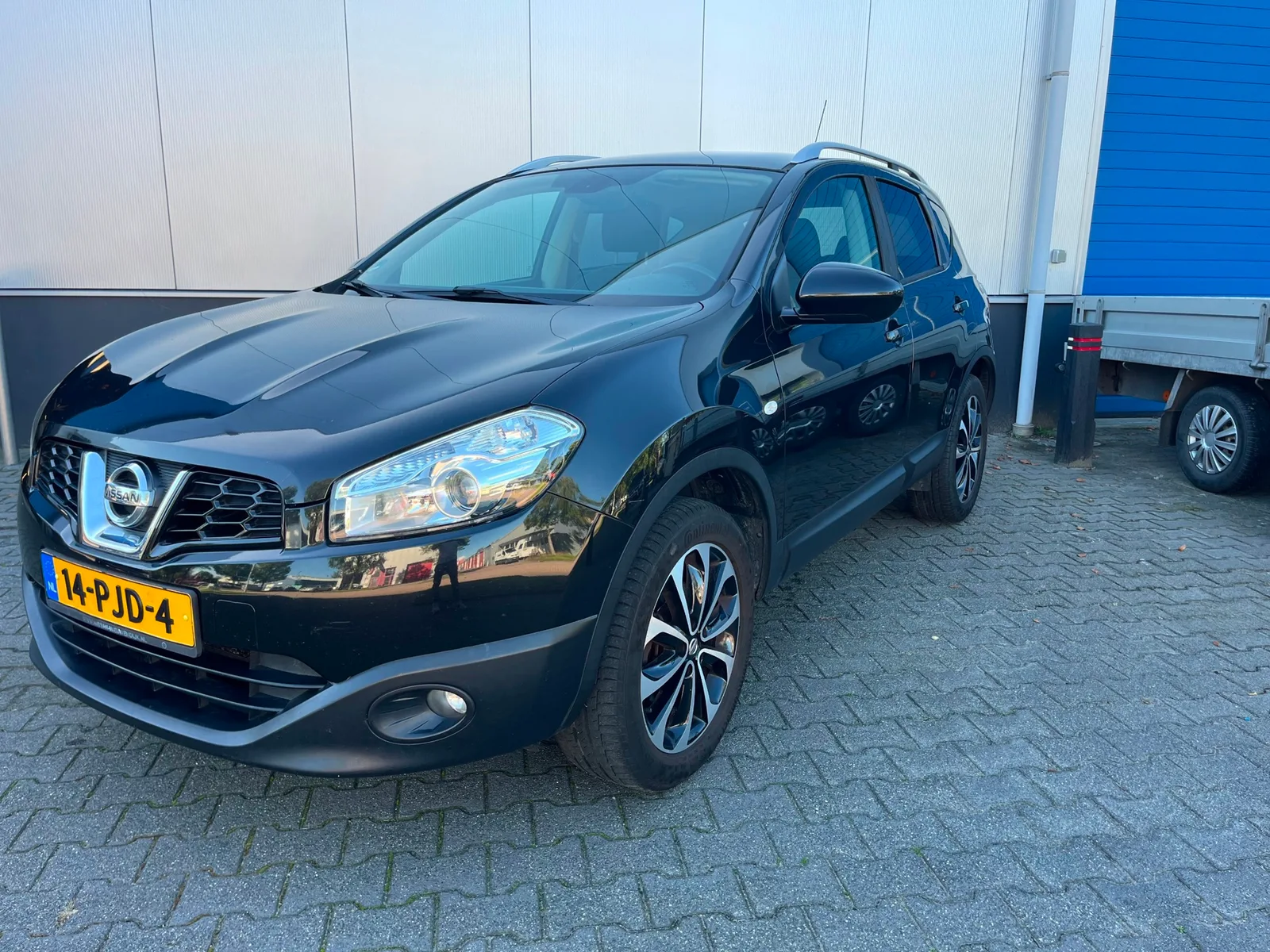 Nissan Qashqai (2011) — foto 1