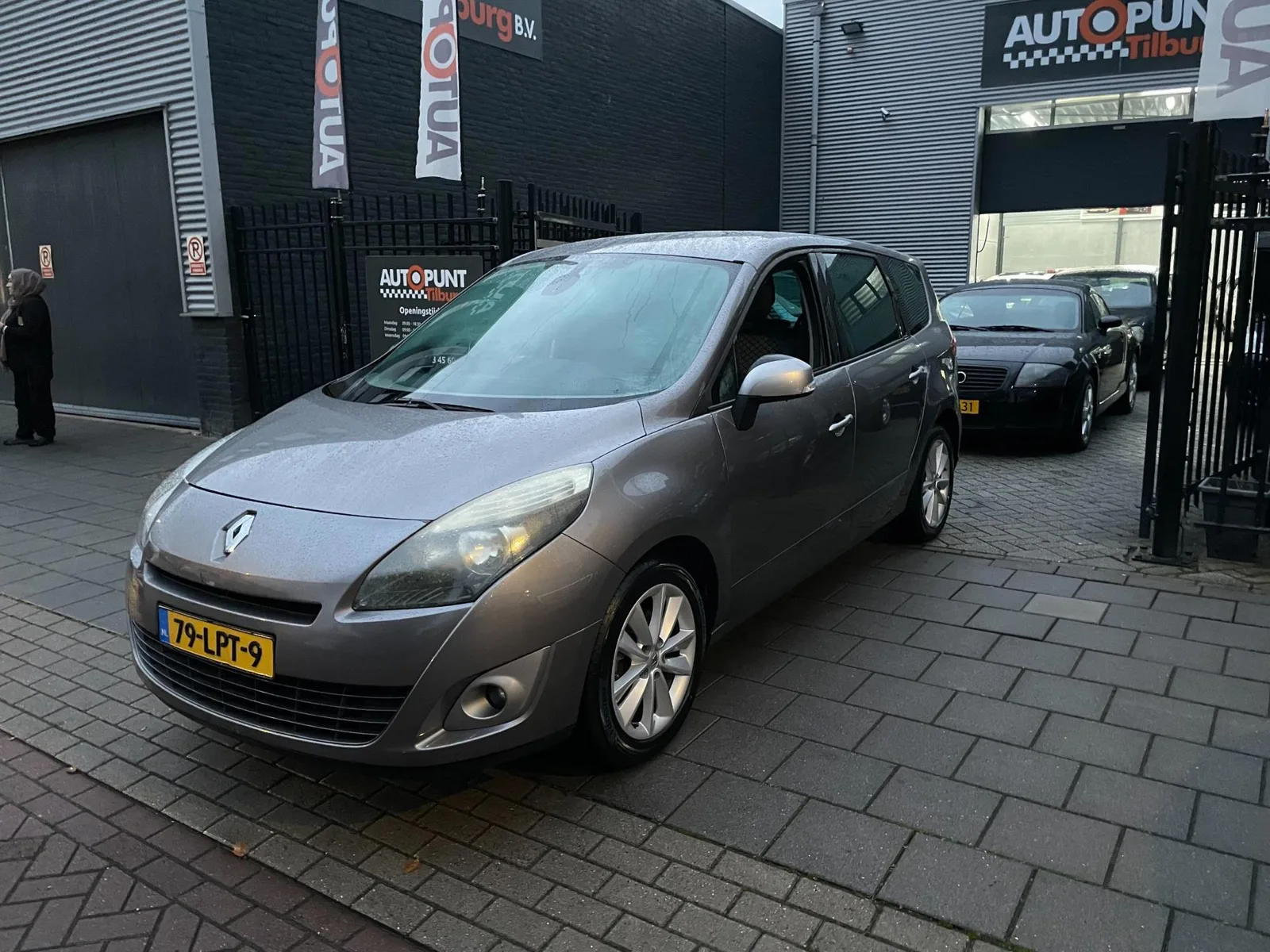 Renault Grand Scénic (2010) — foto 1