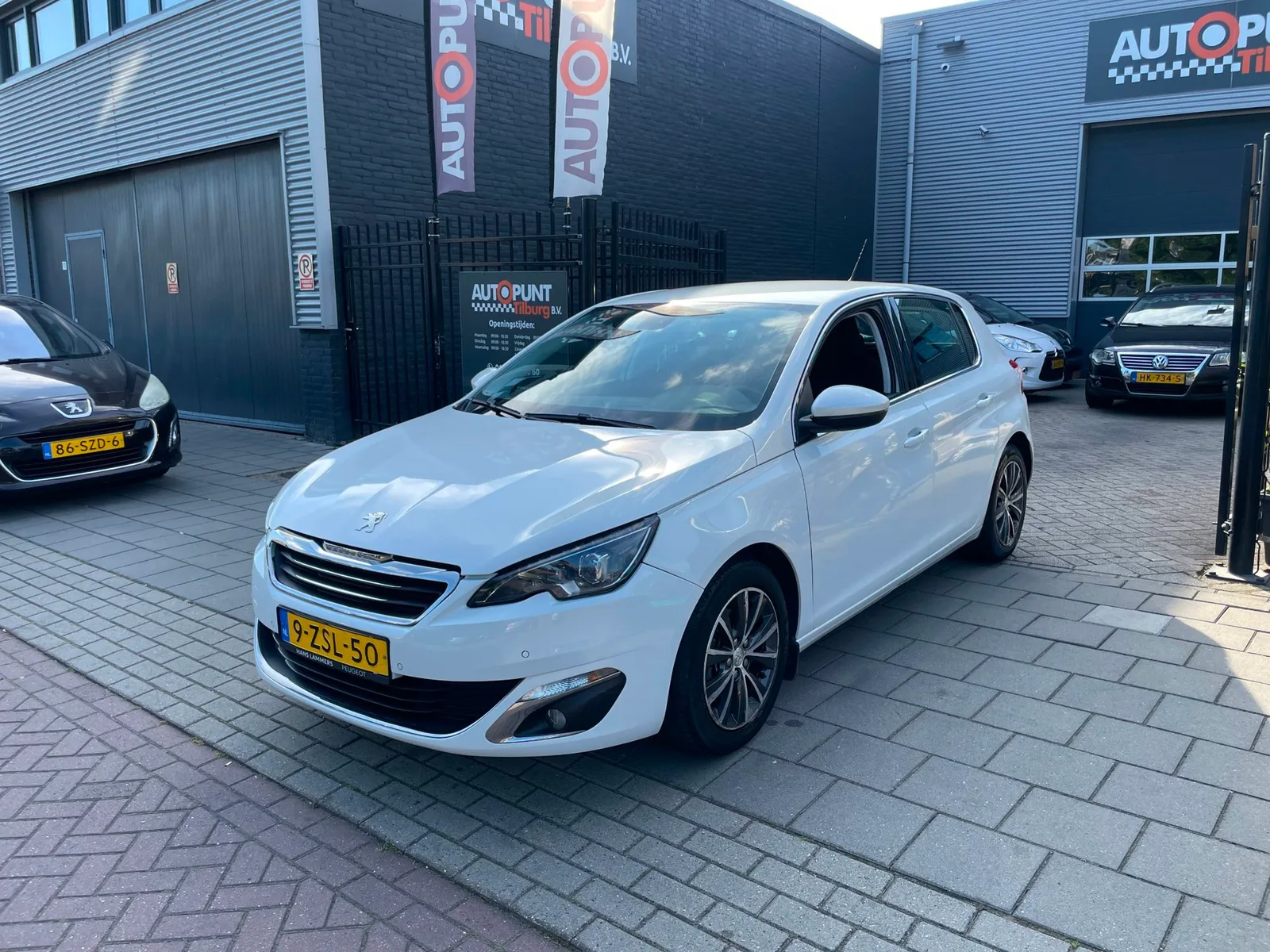 Peugeot 308 (2015) — foto 1