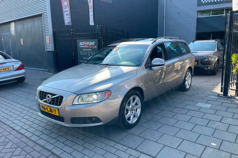 Volvo V70 (2010)