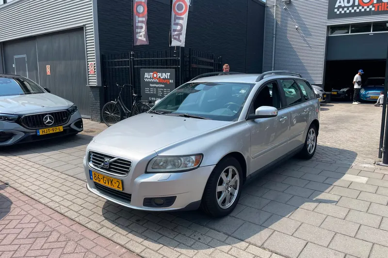 Volvo V50 (2009)