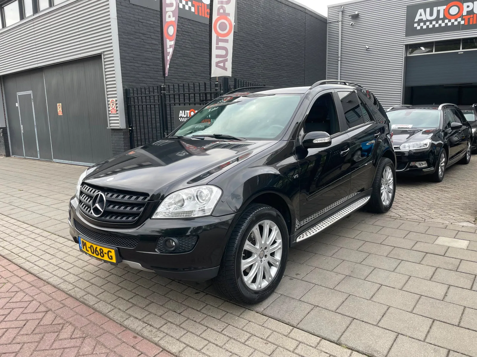 Mercedes-Benz M-Klasse (2006) — foto 1