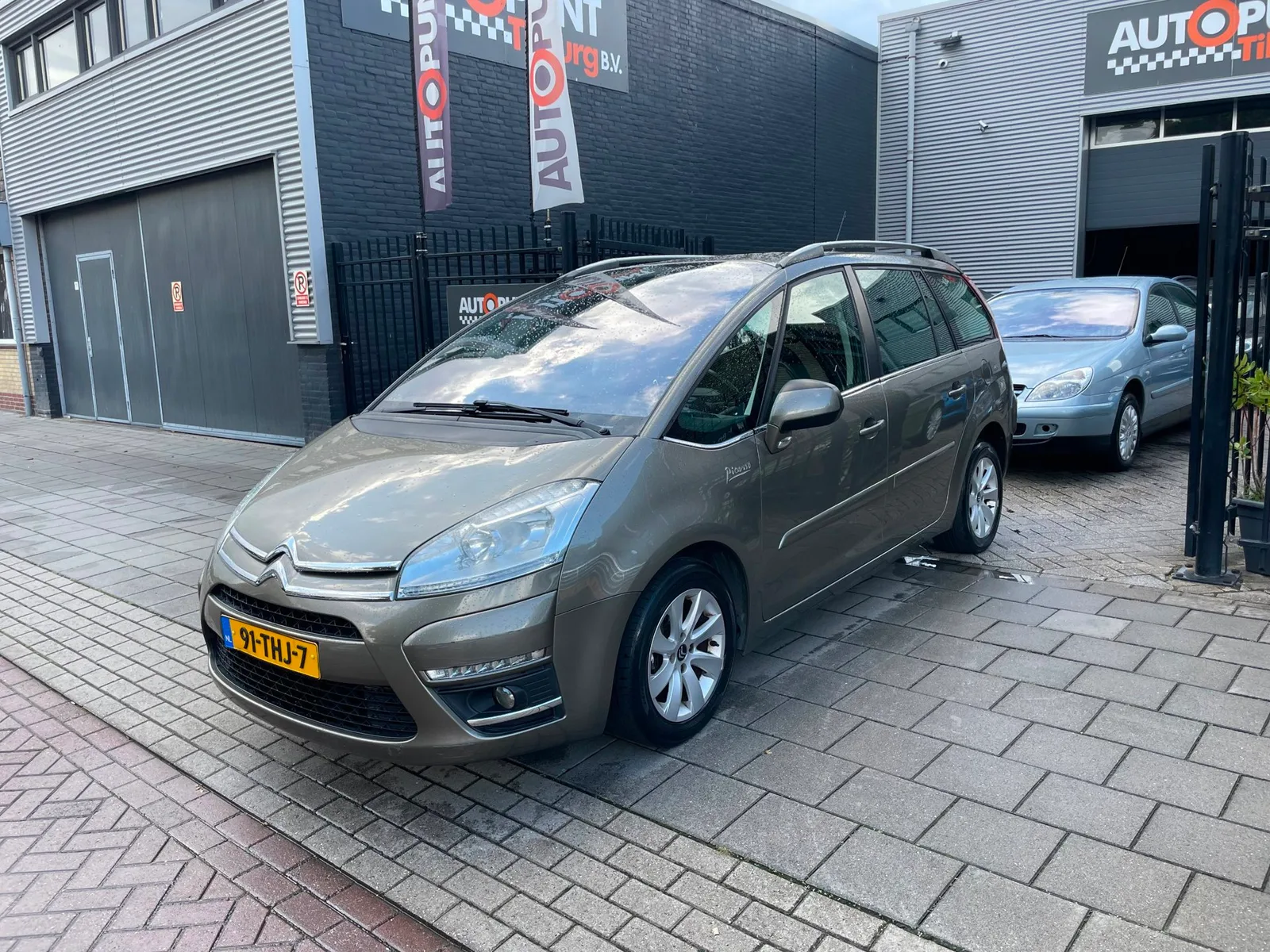 Citroën Grand C4 Picasso (2012) — foto 1