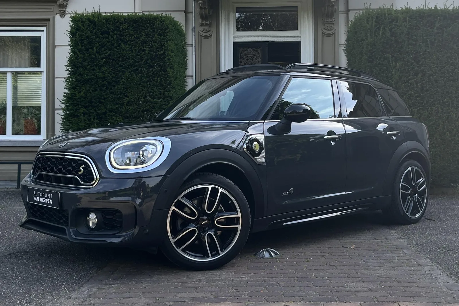 MINI Countryman (2018) — foto 1
