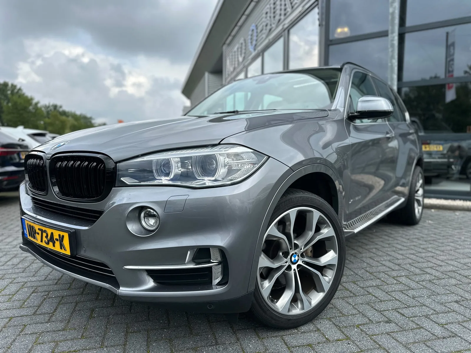 BMW X5 (2015) — foto 1