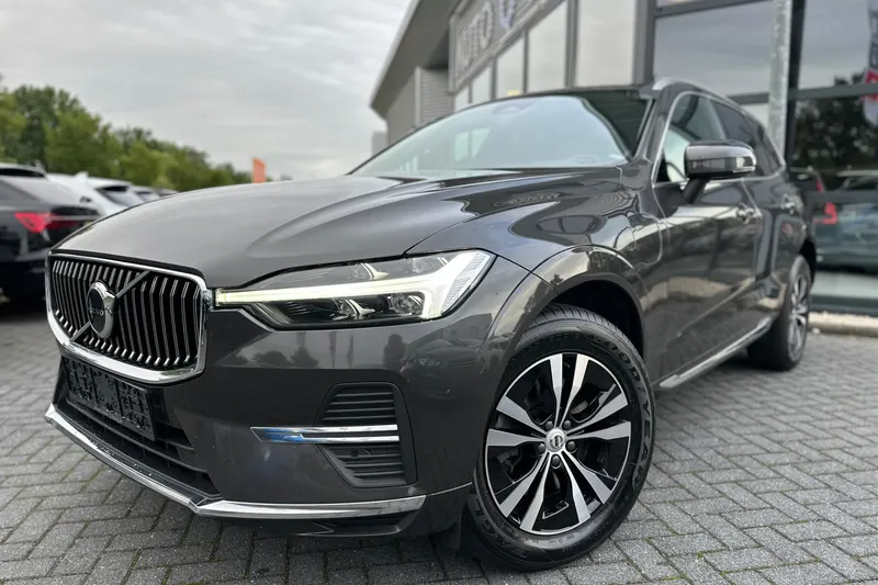 Volvo XC60 (2023)