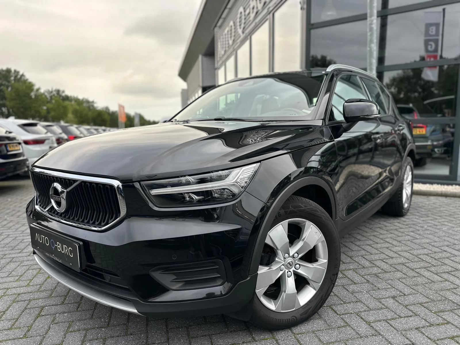 Volvo XC40 (2022) — foto 1