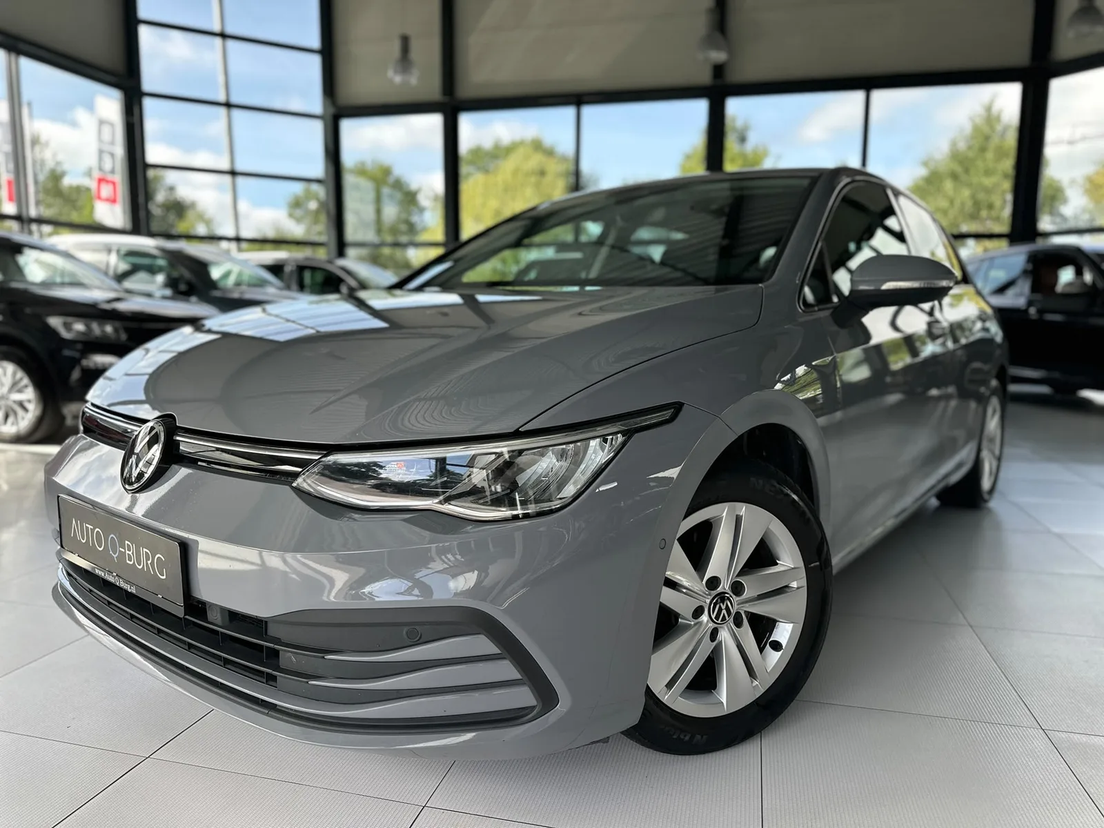 Volkswagen Golf (2021) — foto 1