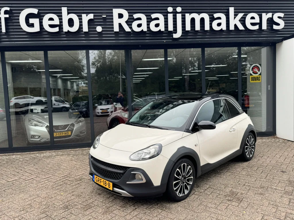 Opel Adam (2016) — foto 1