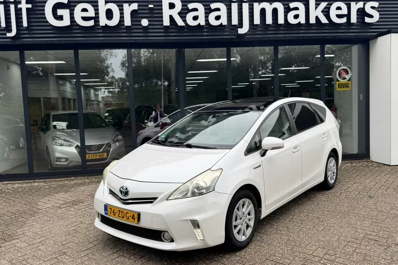 Toyota Prius (2012)