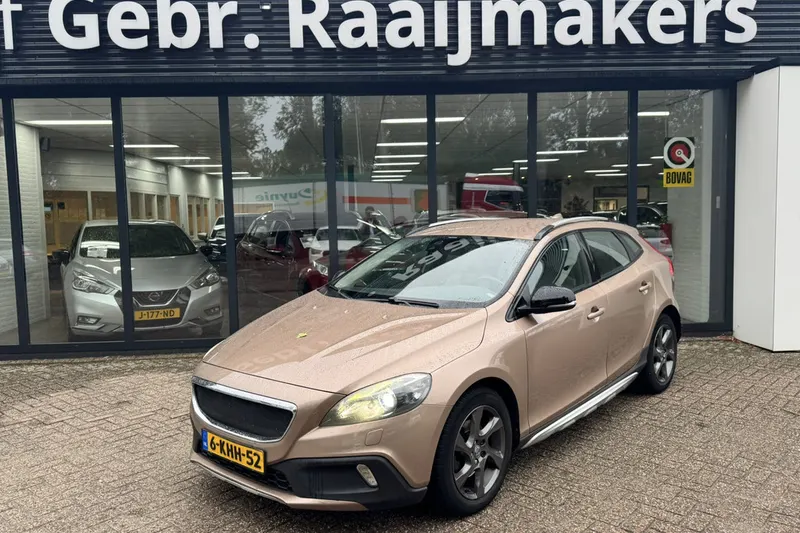 Volvo V40 (2013)