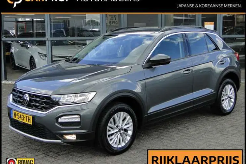Volkswagen T-Roc (2022)