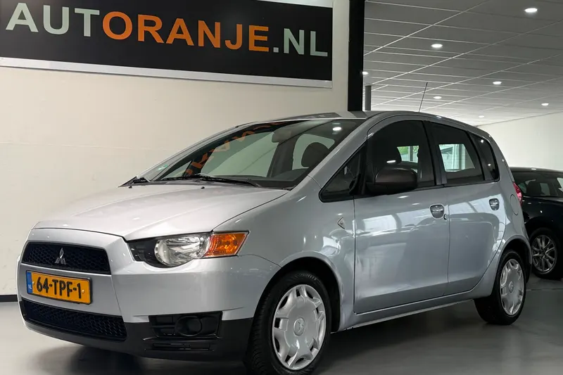 Mitsubishi Colt (2012)