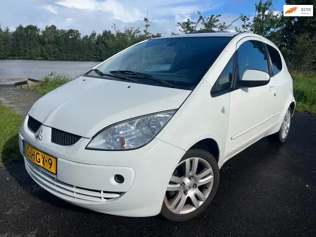 Mitsubishi Colt (2007) — foto 1