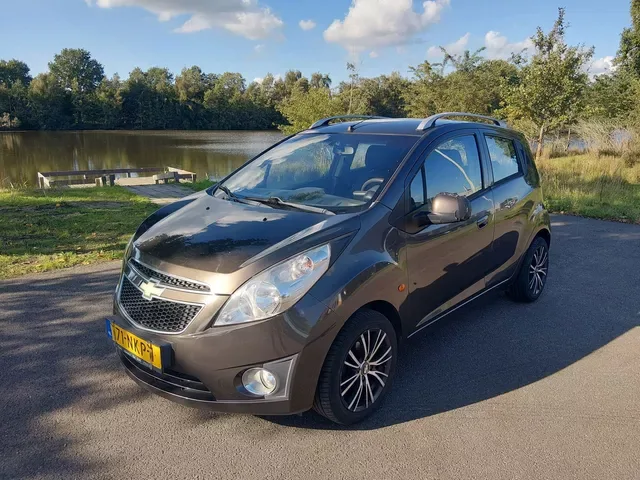 Chevrolet Spark (2010) — foto 1