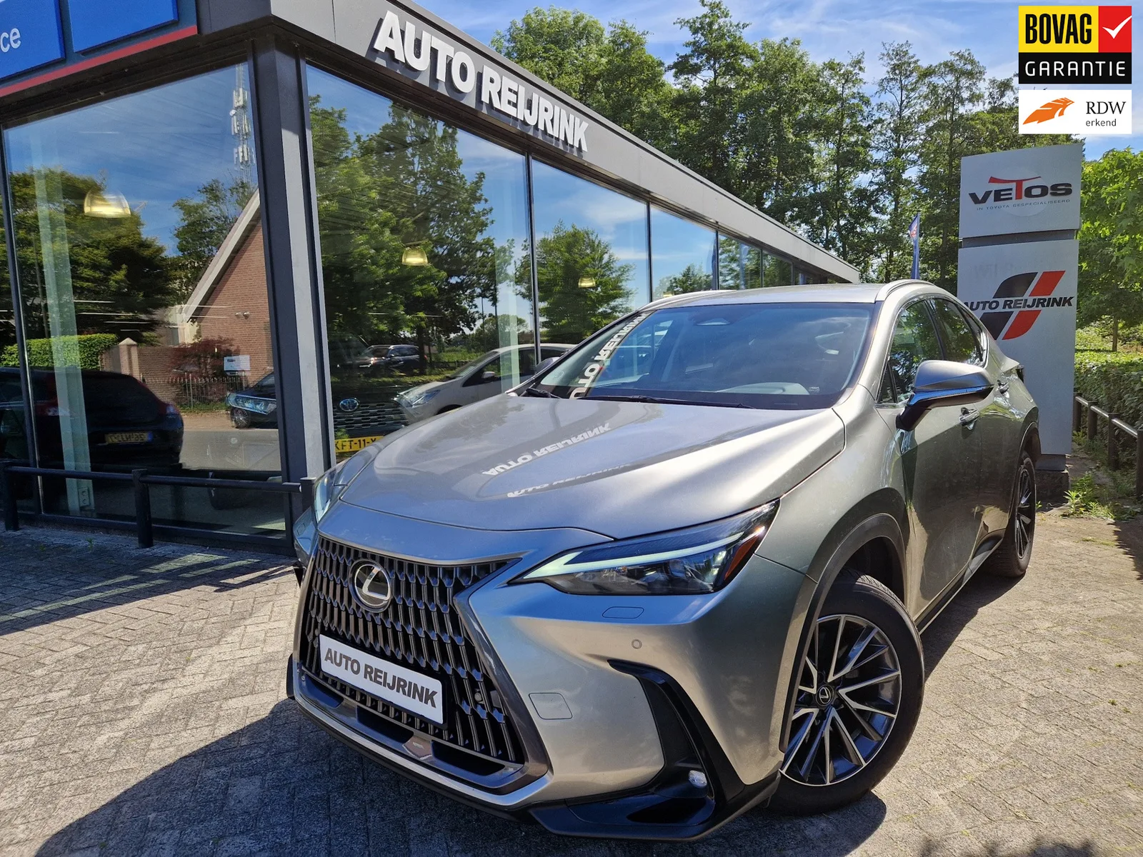 Lexus NX (2025) — foto 1