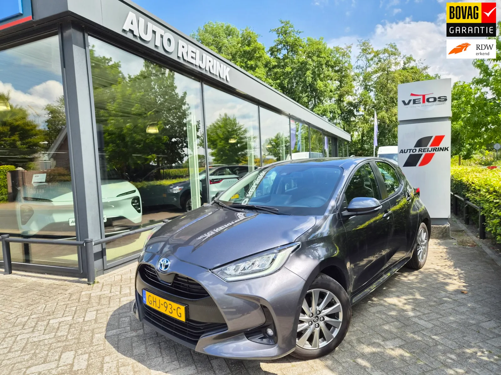 Toyota Yaris (2023) — foto 1