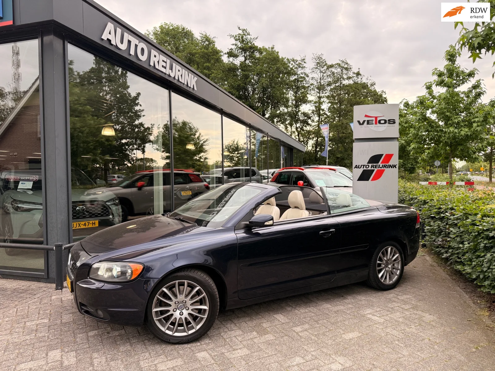 Volvo C70 (2006) — foto 1