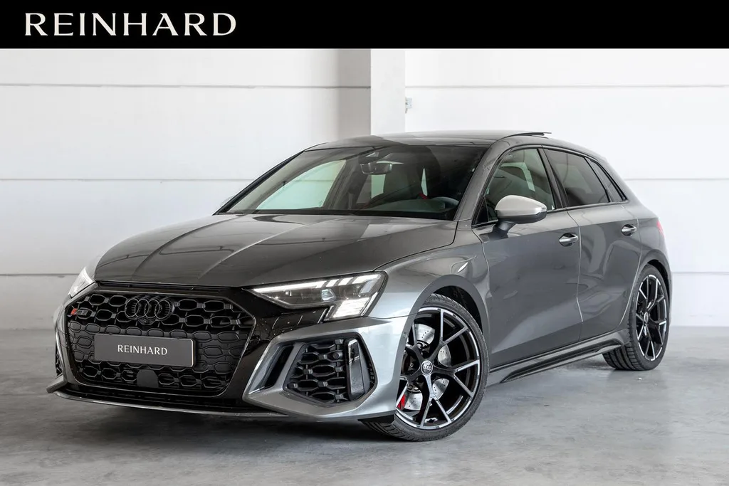 Audi RS 3 (2022) — foto 1