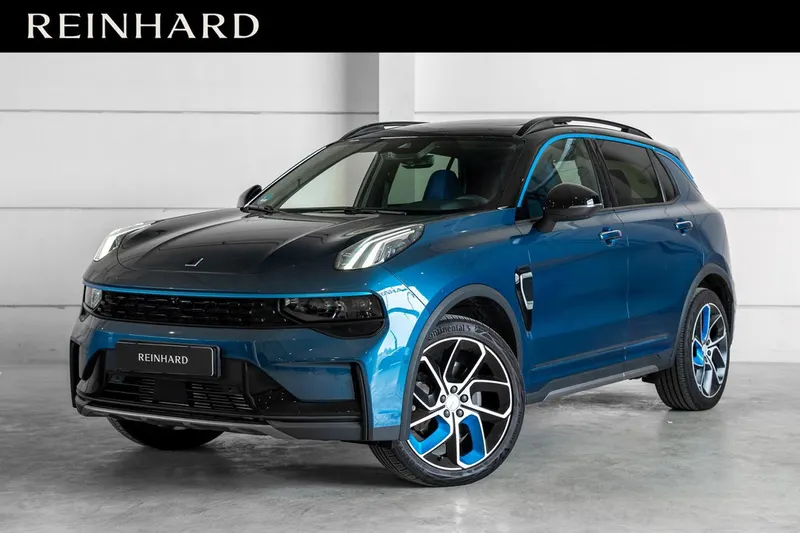 Lynk & Co 01 (2023)