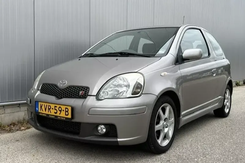 Toyota Yaris (2005)