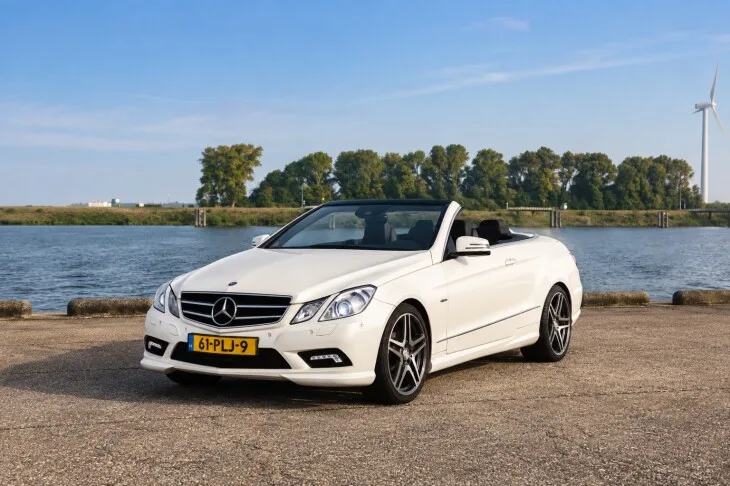 Mercedes-Benz E-Klasse (2011) — foto 1