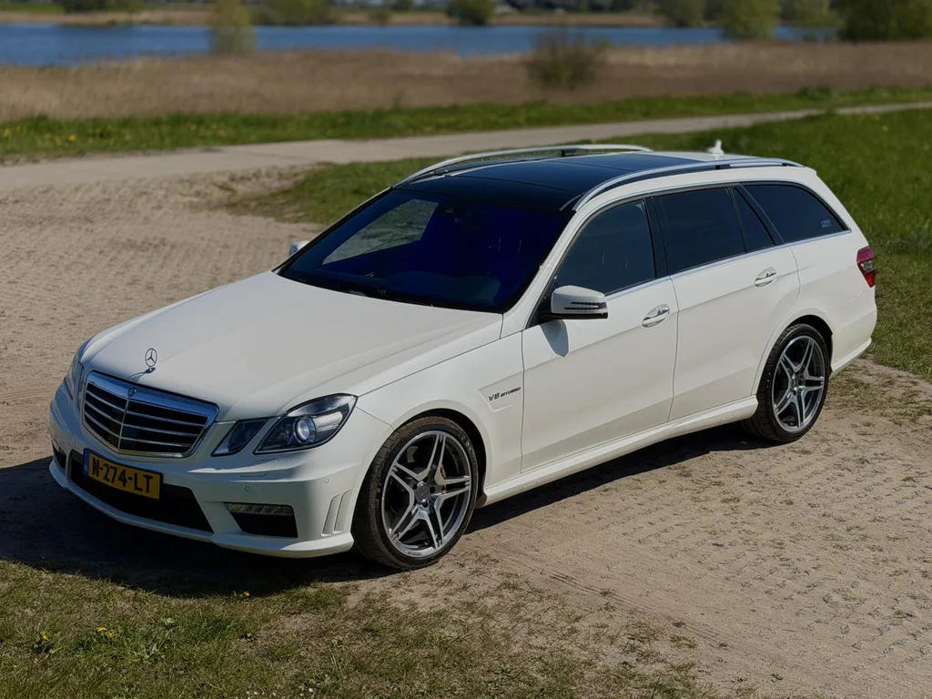 Mercedes-Benz E-Klasse (2012) — foto 1