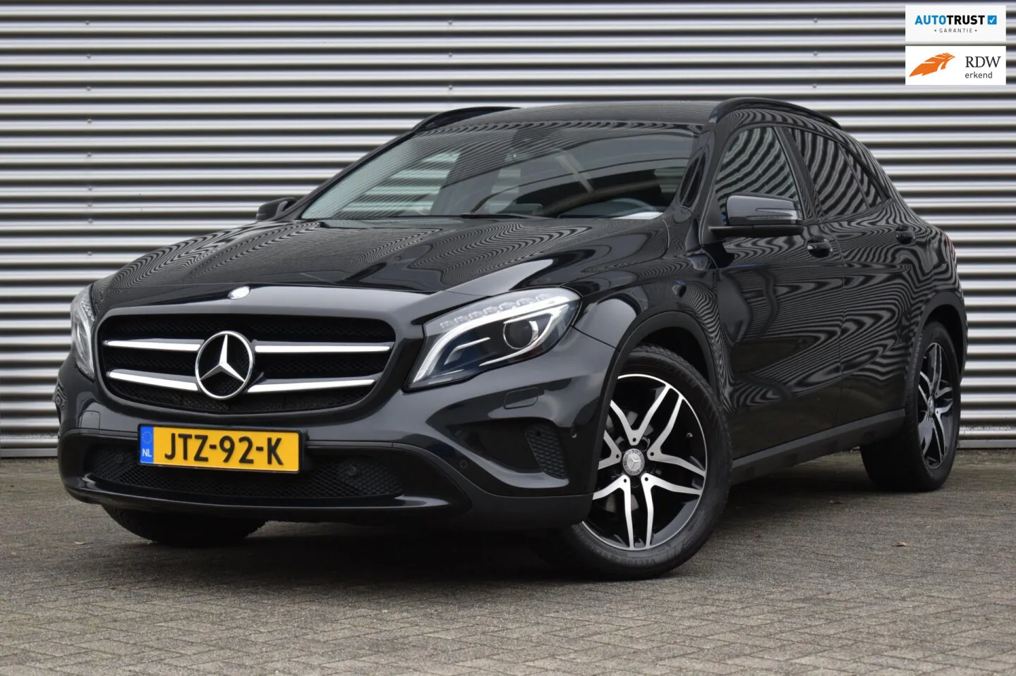 Mercedes-Benz GLA-Klasse (2016) — foto 1