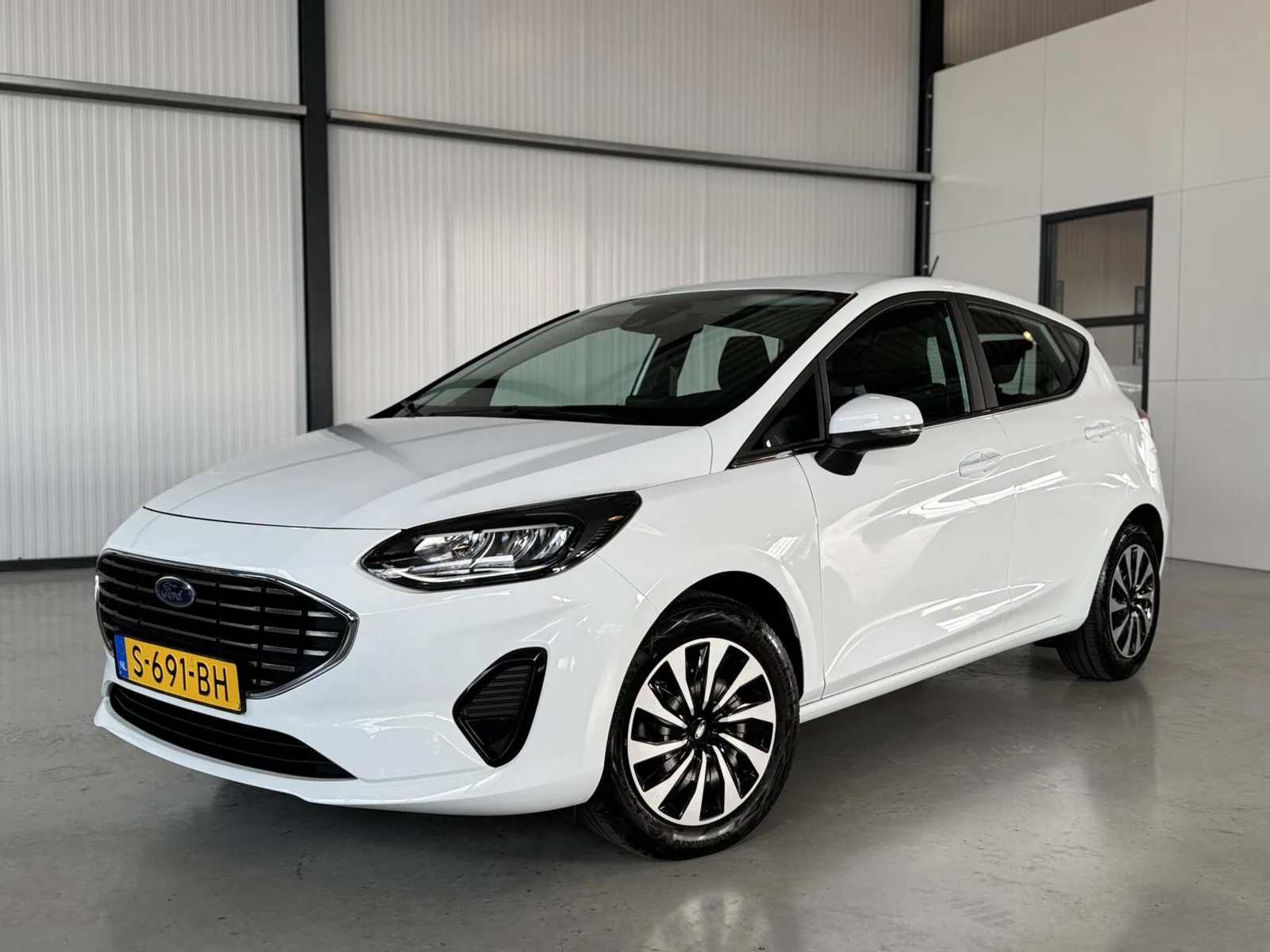Ford Fiesta (2023) — foto 1