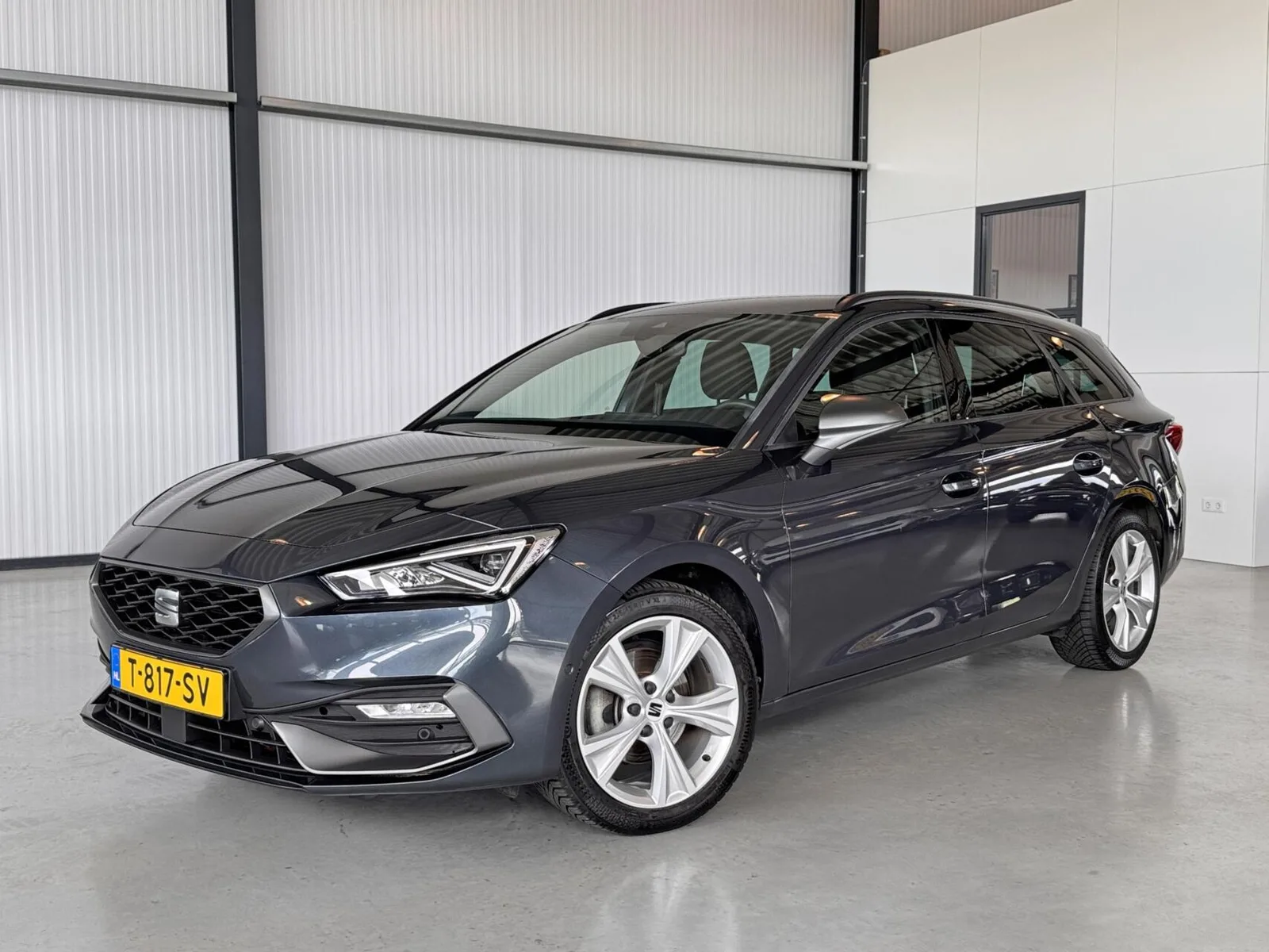 SEAT Leon (2023) — foto 1