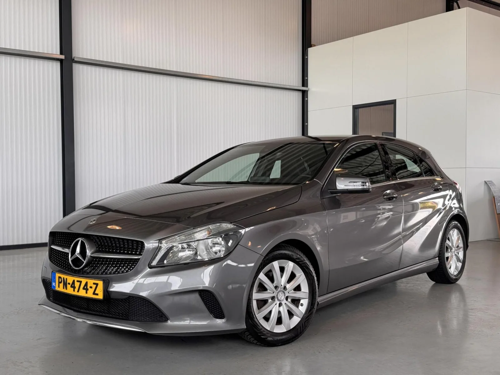 Mercedes-Benz A-Klasse (2017) — foto 1