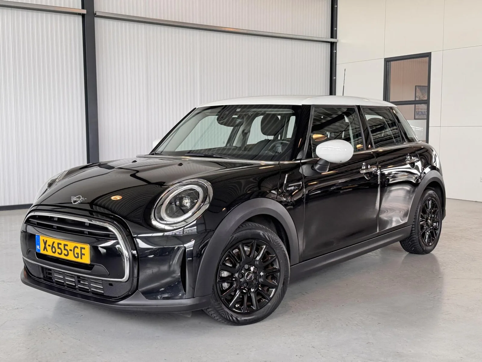 MINI Cooper (2023) — foto 1