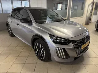 Peugeot 208 (2025) — foto 1