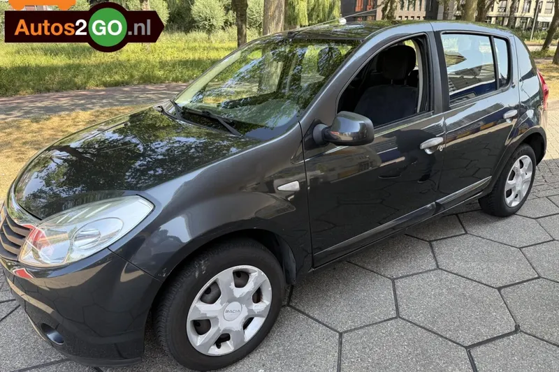 Dacia Sandero (2008)
