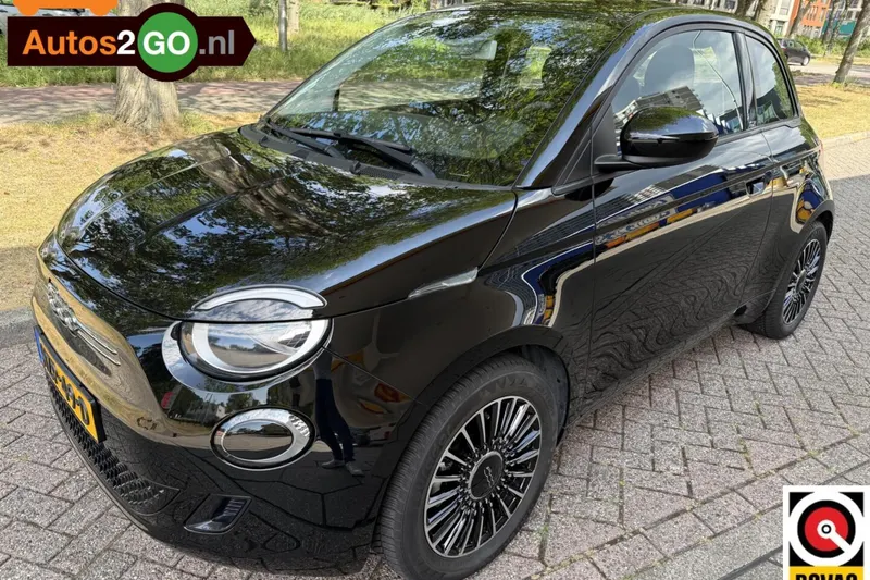 Fiat 500 (2022)