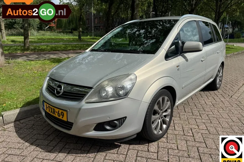 Opel Zafira (2010)